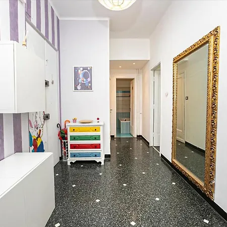 Apartamento Homes In Genoa - Casa Zeffira *